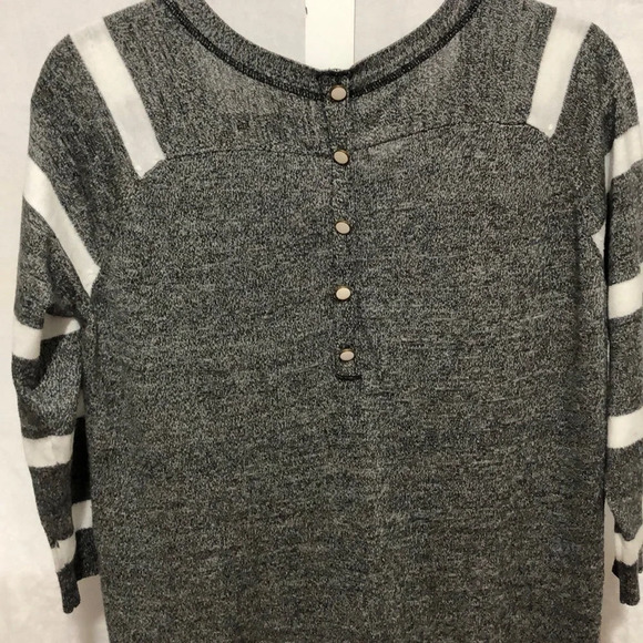 POOF! High-Low sweatshirt‎ - Picture 4 of 6